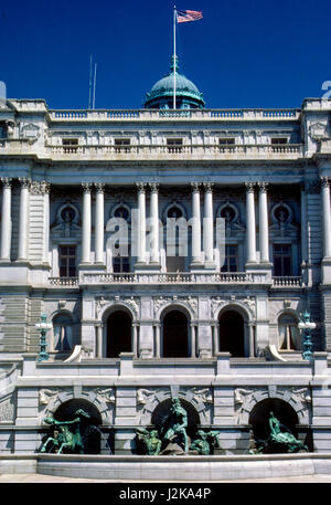 Blick auf die Westfront des Thomas-Jefferson-Gebäudes von der Library of Congress auf der anderen Straßenseite von uns Captiol in Washington DC., 15. Mai 1986. Foto: Mark Reinstein Stockfoto