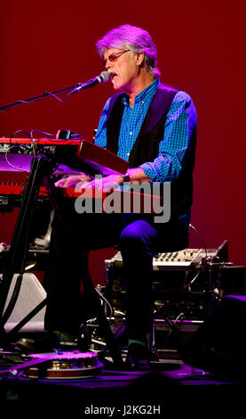 Nitty Gritty Dirt Band führen Sie auf der Bühne am Parker Playhouse in Fort Lauderdale, Florida.  Mitwirkende: Bob Tischler wo: Fort Lauderdale, Florida, Vereinigte Staaten, wann: 28. März 2017 Kredit: JLN Photography/WENN.com Stockfoto