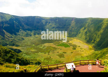 Blick ins Vulkankrater, Calderia Faial, Insel Faial, Azoren Stockfoto