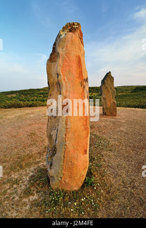 Portugal, Alentejo: Megalithische Stein Menir machen Lavajo Stockfoto