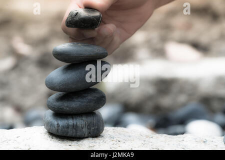 Alle erfolgreichen haben eine gute Unterstützung, Zen Stone, Gleichgewicht, Rock, friedliche Konzept Stockfoto