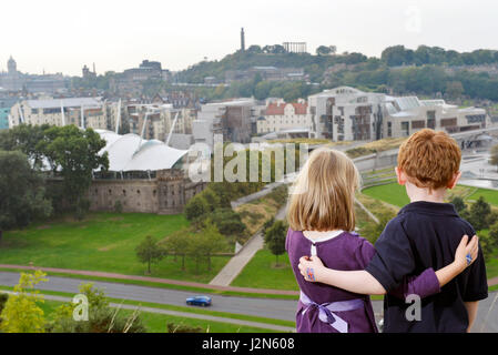 NUR EN - Referendum, Schottische Unabhängigkeit, Thomas Carruthers und Megan Tierney beide 4 Stockfoto