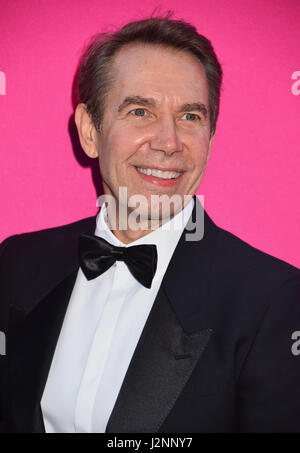 Los Angeles, Kalifornien, USA. 29. April 2017. Jeff Koons 160 2017 MOCA Gala am tThe Geffen Contemporary im MOCA in Los Angeles angekommen. 29. April 2017. Bildnachweis: Longifilis / USA/Alamy Live News Stockfoto