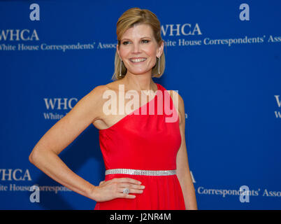 Washington, uns. 29. April 2017. Journalistin Kate Snow kommt für die 2017 White House Correspondents Association Annual Dinner im Washington Hilton Hotel am Samstag, 29. April 2017. Bildnachweis: Ron Sachs/CNP - kein Draht-SERVICE - Foto: Ron Sachs/Consolidated/Dpa/Alamy Live News Stockfoto