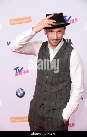 Jupiter Award 2017 im Cafe Moskau - Ankünfte mit: Arnel Taci wo: Berlin, Deutschland bei: 29. März 2017 Stockfoto