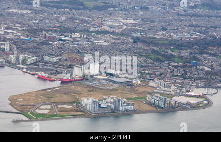 East Edinburgh, Leith Docks, Platinum Point, Newhaven Aerial View, GV Stockfoto