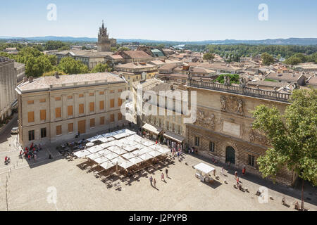 Avignon, Frankreich, 9. September 2016: Blick auf Avignon von den Papstpalast in Avignon Stockfoto