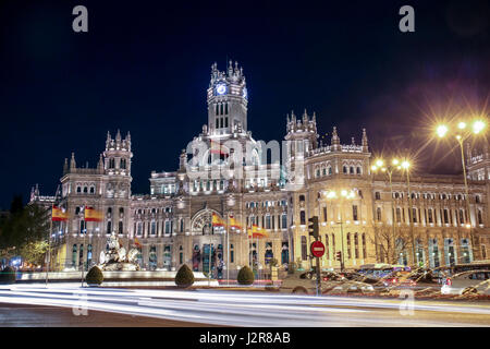 Nachtansicht des Rathauses in Madrid (Spanien) Stockfoto