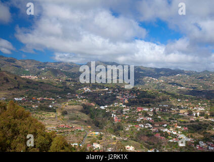 Dicht besiedelt in-Gran Canaria, April, Blick ins Tal Barranco Guiniguada Stockfoto