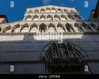 Kirche von San Michele in Borgo in Pisa - Italien Stockfoto