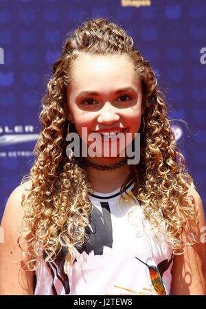 Jilian Shea Spaeder im Ankunftsbereich für Radio Disney Music Awards - Ankünfte 2, Microsoft Theater, Los Angeles, CA 29. April 2017. Foto von: JA/Everett Collection Stockfoto