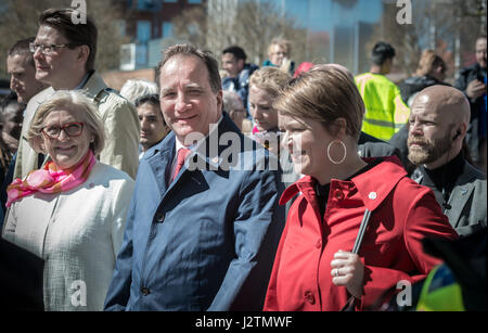 Malmö, Schweden, 1. Mai 2017. Der schwedische Ministerpräsident Stefan Löfven mit Malmö Bürgermeister Katrin Stjernfeldt Jammeh in traditionellen sozialdemokratischen Mai 1. Demonstration. Tommy Lindholm/Alamy Live-Nachrichten Stockfoto