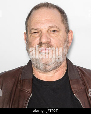 NEW YORK, NY - 28. April 2017: Film Produzent Harvey Weinstein besucht das "Reservoir Dogs" 25. Jahrestag Screening während 2017 Tribeca Film Festiv Stockfoto