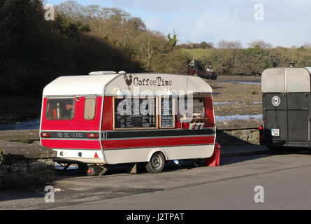 Wohnwagen, Verkauf von Kaffee Stockfoto