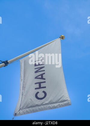 Ein Chanel-Flag in der Bond Street, London Stockfoto