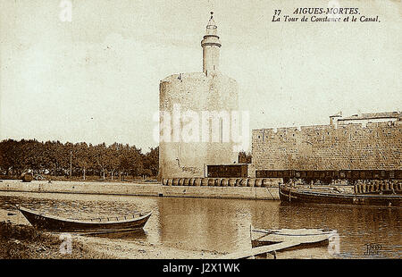 Aigues-Mortes Le port et la Tour de Constance Stockfoto