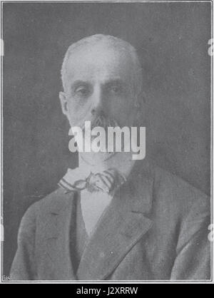 Antonios Empedoklis bezieht sich auf eine historische oder philosophische Figur, möglicherweise auf Empedokles, den altgriechischen Philosophen, der für seine Theorie der vier klassischen Elemente (Erde, Wasser, Luft, Feuer) bekannt ist. Sein Werk beeinflusste späteres philosophisches und wissenschaftliches Denken, insbesondere in den Bereichen Metaphysik und Naturphilosophie. Stockfoto