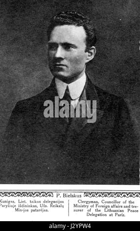 BielskusP bezieht sich auf eine historische Figur oder ein Konzept, das sich auf eine bestimmte Person, einen bestimmten Ort oder ein bestimmtes Ereignis beziehen kann. Der Begriff benötigt mehr Kontext, um seine volle historische oder kulturelle Bedeutung zu bestimmen. Der Zusammenhang könnte mit der polnischen oder europäischen Geschichte zusammenhängen. Stockfoto