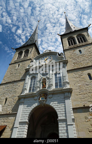 Hof Kirche Kathedrale in Luzern, Schweiz Stockfoto