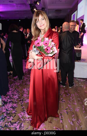 Gloria - Deutscher Kosmetikpreis 2017 im Hilton Hotel. Mitwirkende: Nastassja Kinski wo: Düsseldorf bei: 31. März 2017 Stockfoto