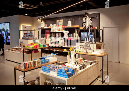 Ich bin Amsterdam Shop Interieur auf central Station in Amsterdam, Niederlande Stockfoto