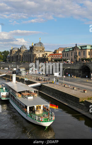 Über Blick auf dem rechten Ufer der Elbe, Dresden, Sachsen, Deutschland Stockfoto