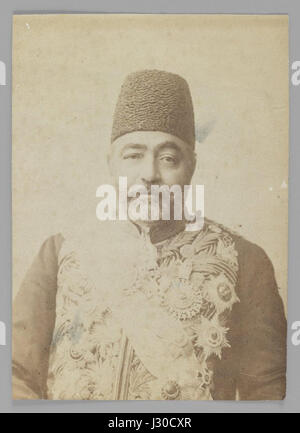 Brooklyn Museum - Porträt von Premierminister Sadr a'zam Amin al-Soltan in Uniform eines 274 Vintage-Fotografien Stockfoto