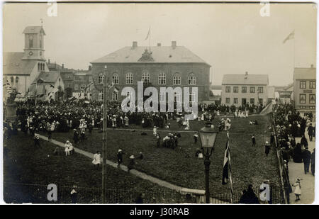 AJ-2462 bezieht sich auf eine bestimmte Archiv- oder Katalogreferenz, die möglicherweise mit einem historischen Dokument oder Artefakt zusammenhängt und eine eindeutige Kennung für Forschung oder wissenschaftliche Zwecke bietet. Stockfoto