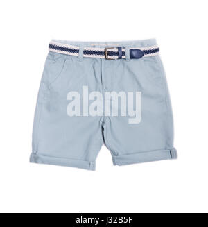 Teenager Sommershorts mit einem Gürtel auf einem weißen Hintergrund isoliert Stockfoto