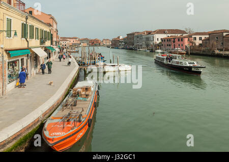 Frühling am Nachmittag auf der Insel Murano bei Venedig. Stockfoto