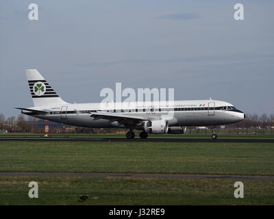 EI-DVM Aer Lingus Airbus A320-214, Cn 4634 Landung auf dem Flughafen Schiphol (AMS - EHAM), Niederlande pic4 Stockfoto