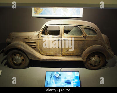 Der 1936er Toyoda AA, ein 3,3-Liter-Sechszylinder-Wagen mit 62 PS, ist ein historisches Fahrzeug, das sich durch seinen Platz in der japanischen Automobilgeschichte als eines der frühesten Toyoda-Automobile auszeichnet. Stockfoto