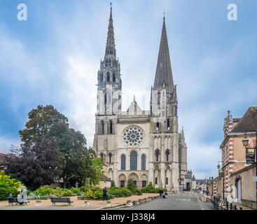 Frankreich, Centre-Val de Loire, Chartres, Westfassade, Portail Royale der Kathedrale von Chartres Stockfoto