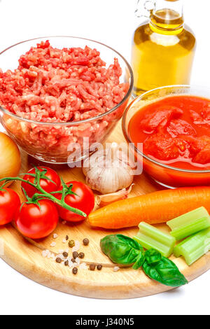 Tradition italienische Lasagne Zutaten auf Schneidebrett Stockfoto