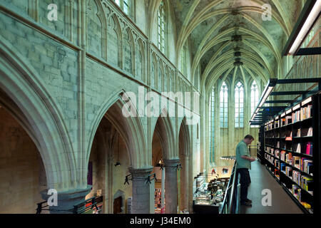 Niederlande, Maastricht, Selexyz Dominicanen Buchhandlung innerhalb der Dominicanenkerk (Dominikanerkirche) Stockfoto