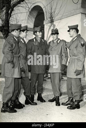 Neue Uniformen für die italienische Republikanische Armee, Italien 1957 Stockfoto