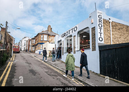 Die Shell-Grotte in Margate, Kent. Stockfoto