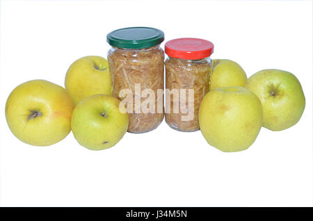 Äpfel und geriebenen Apfel in Gläsern Stockfoto