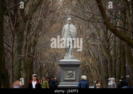 Alexander Hamilton erste US Staatssekretär Finanzministerium Statue Commonwealth Avenue. Boston, Massachusetts, Vereinigte Staaten von Amerika, USA, Stockfoto