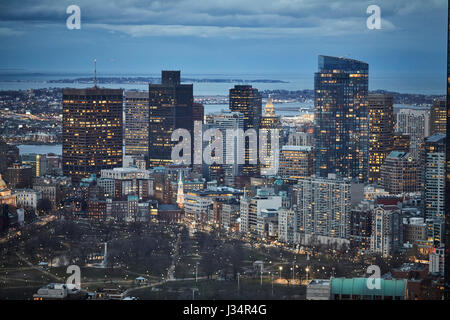 Uptown Boston Skyline bei Nacht in Massachusetts, United States, USA Stockfoto