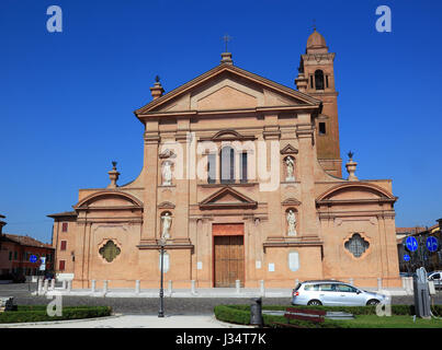 Stiftskirche Santo Stefano der Piazza Unita in der Stadt, Novellara, Provinz Reggio Emilia, Emilia-Romagna, Italien Stockfoto