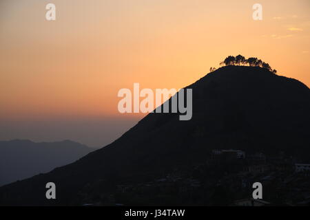 Silhouette in Nepal Bandipur Vorbergen Bereich am Dus oder Dämmerung Stockfoto