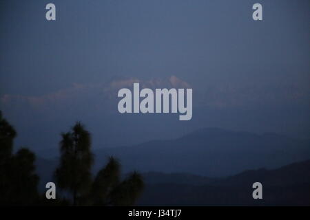 Silhouette in Nepal Bandipur Vorbergen Bereich am Dus oder Dämmerung Stockfoto