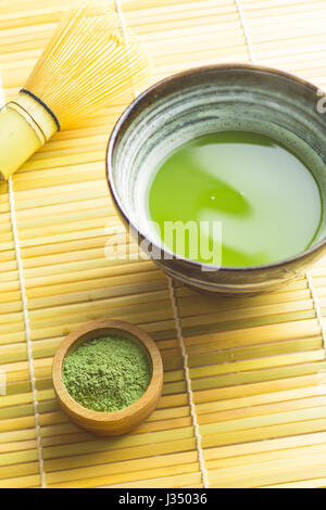 Grünen Matcha Tee Schale. Stockfoto
