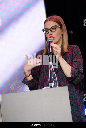 Ksenia Sobchak führt bei Business-Konferenz Stockfoto