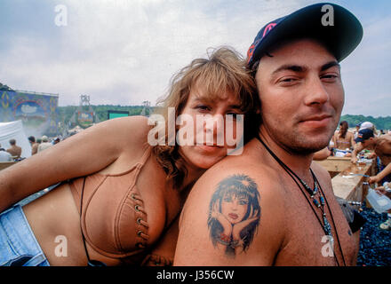 Zu zweit am 25. Jahrestag des Woodstock Music Festival in Winston Farms in Saugerties, New York, 12. August 1994.  Foto: Mark Reinstein Stockfoto