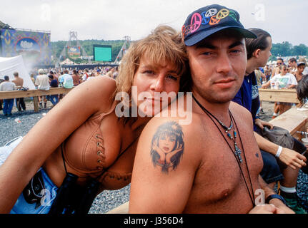 Zu zweit am 25. Jahrestag des Woodstock Music Festival in Winston Farms in Saugerties, New York, 12. August 1994.  Foto: Mark Reinstein Stockfoto