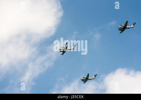 Tel Aviv, Israel. 2. Mai 2017. Airshow auf Yom Haatzmaout - Unabhängigkeitstag - 2. Mai 2017, Tel Aviv-Yafo, Israel Credit: Michael Jacobs/Alamy Live News Stockfoto