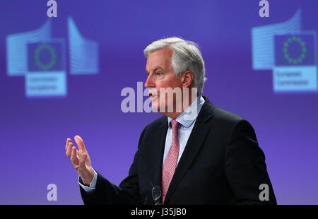 Brüssel, Belgien. 3. Mai 2017. EU Austritt Chefunterhändler Michel Barnier spricht während einer Pressekonferenz im EU-Hauptquartier in Brüssel, Belgien, 3. Mai 2017. Bildnachweis: Gong Bing/Xinhua/Alamy Live-Nachrichten Stockfoto