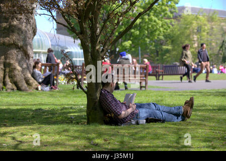 Botanic Gardens Glasgow Westend an einem sonnigen Sommertag Stockfoto